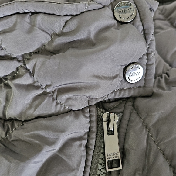 Marc NY Performance Taupe Puffer Vest EUC - Picture 6 of 8